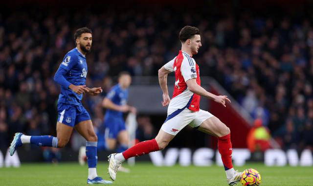 开云体育平台APP-阿森纳后卫连场失误,遭遇连败的简单介绍