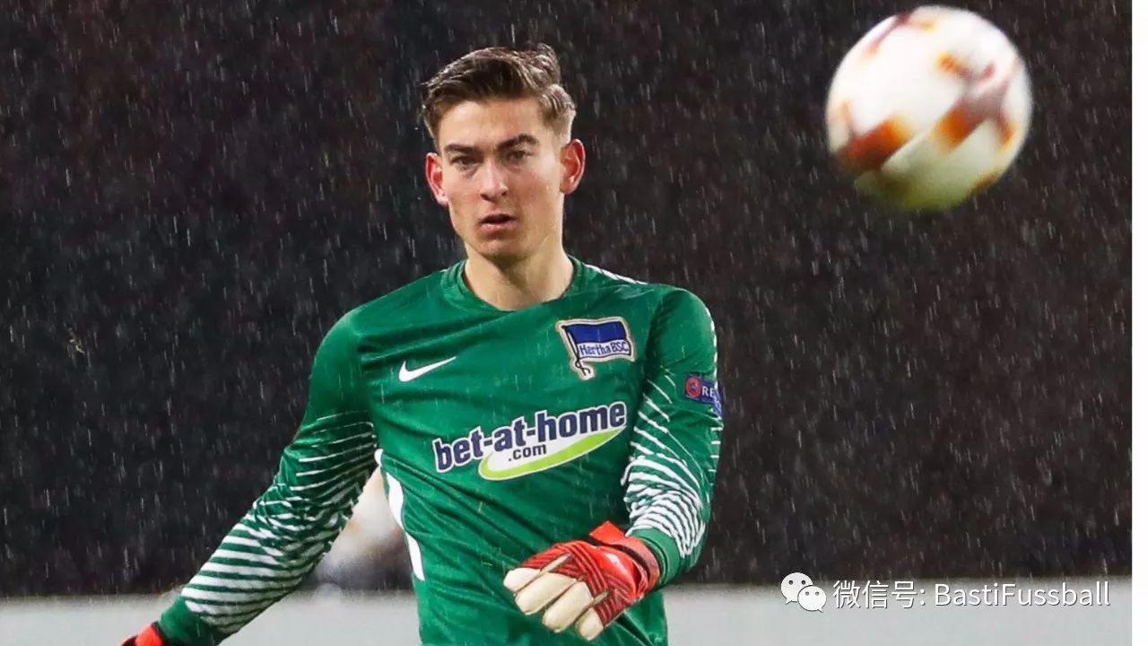 开云体育平台APP-柏林赫塔蓝白军团力挽狂澜,夺回胜利宝座