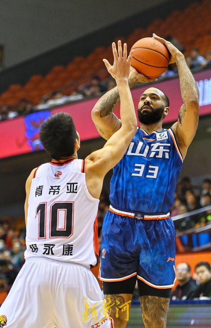 山东男篮实现雄心壮志,成就一方霸业 山东男篮实现雄心壮志,成就一方霸业