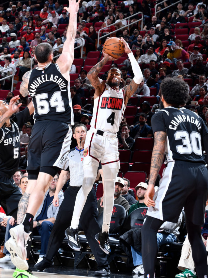 开云体育直播-关于火箭队打出进攻狂潮,逆转比分领先对手大胜的信息