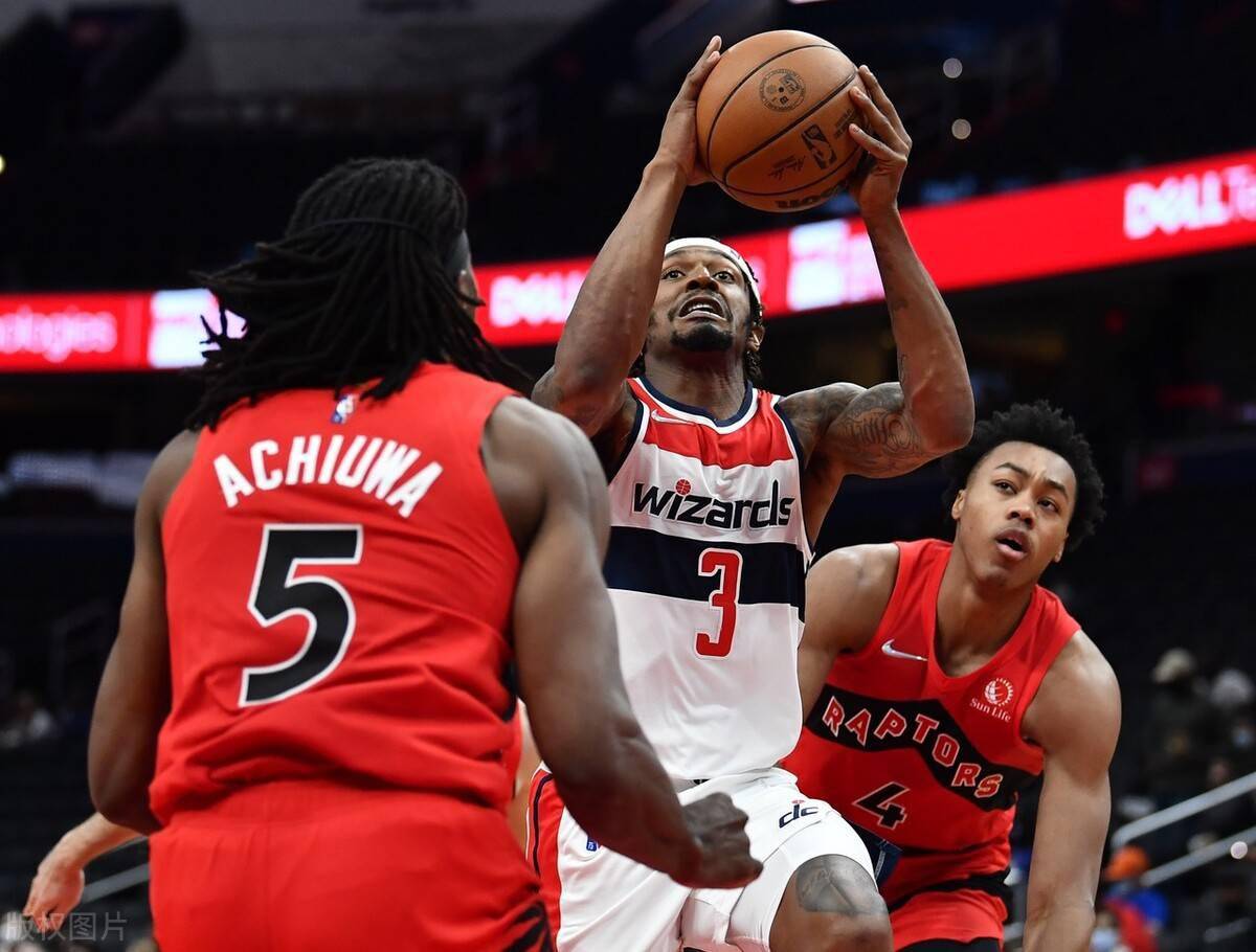 关于猛龙队全队团结一致赛场发挥亮眼的信息 关于猛龙队全队团结一致赛场发挥亮眼的信息