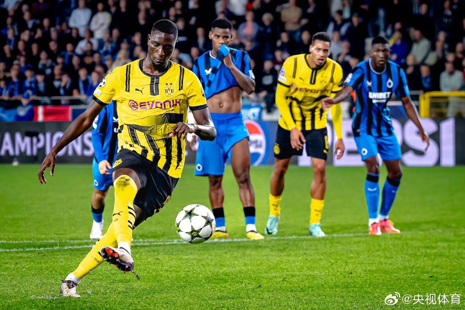 开云体育下载-关于荷兰完胜多特蒙德,托雷斯关键制胜的信息