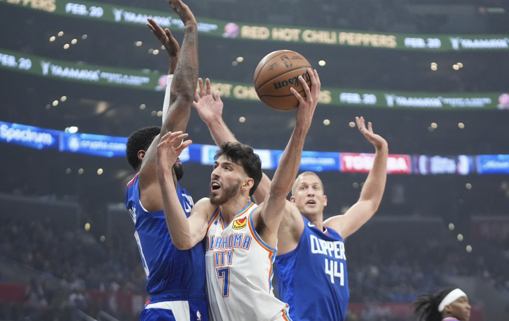 开云体育官网-湖人逆转太阳,恩比德扛起全队的简单介绍