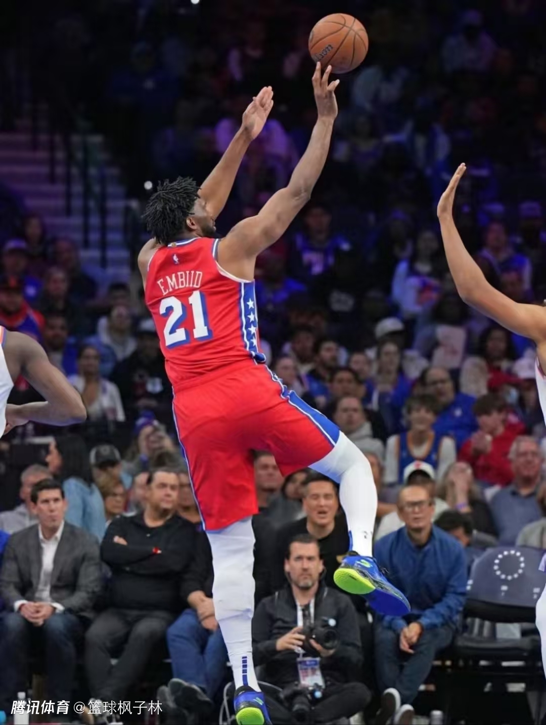 开云体育官方网站-包含广东队险胜76人，恩比德状态火热的词条