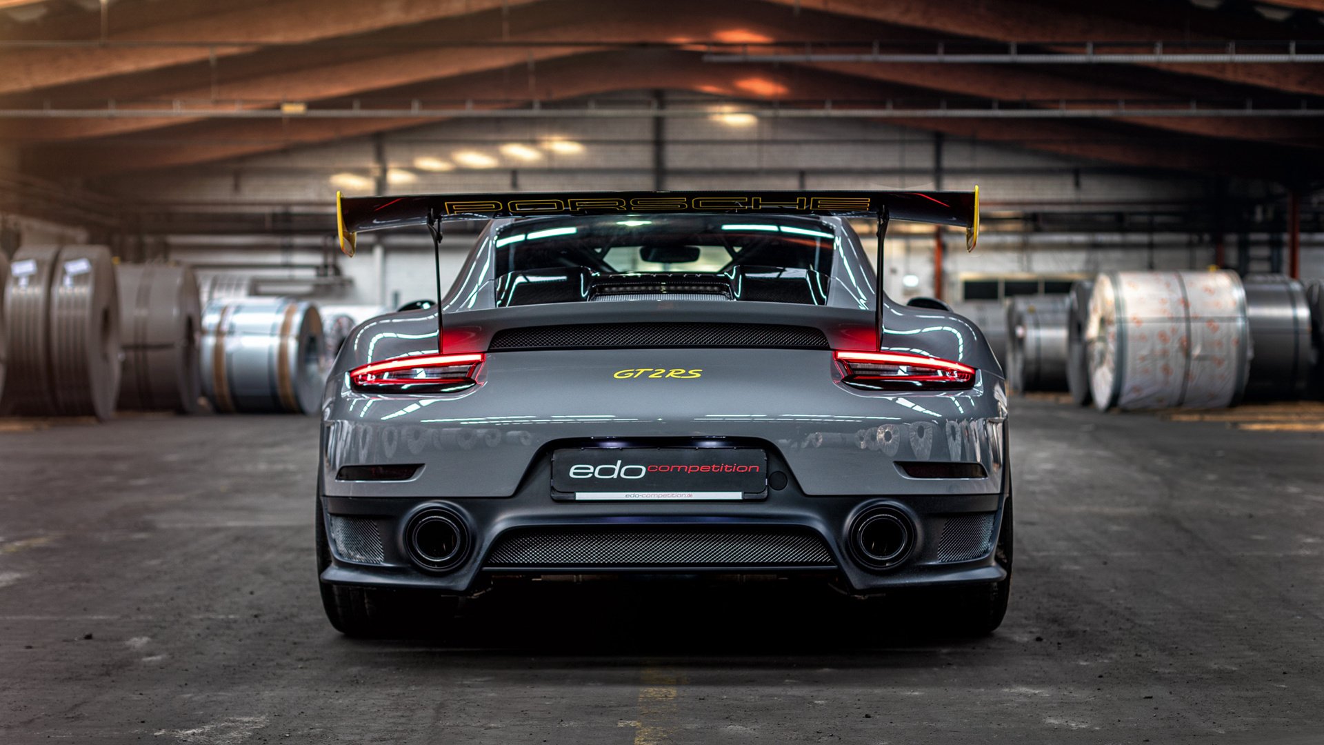 意甲焦点战之夜，切特关键节点连续得分，谱写绿茵传奇